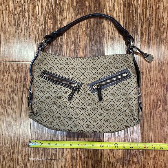 Dooney & Bourke brown monogram shoulder bag - Picture 4 of 13